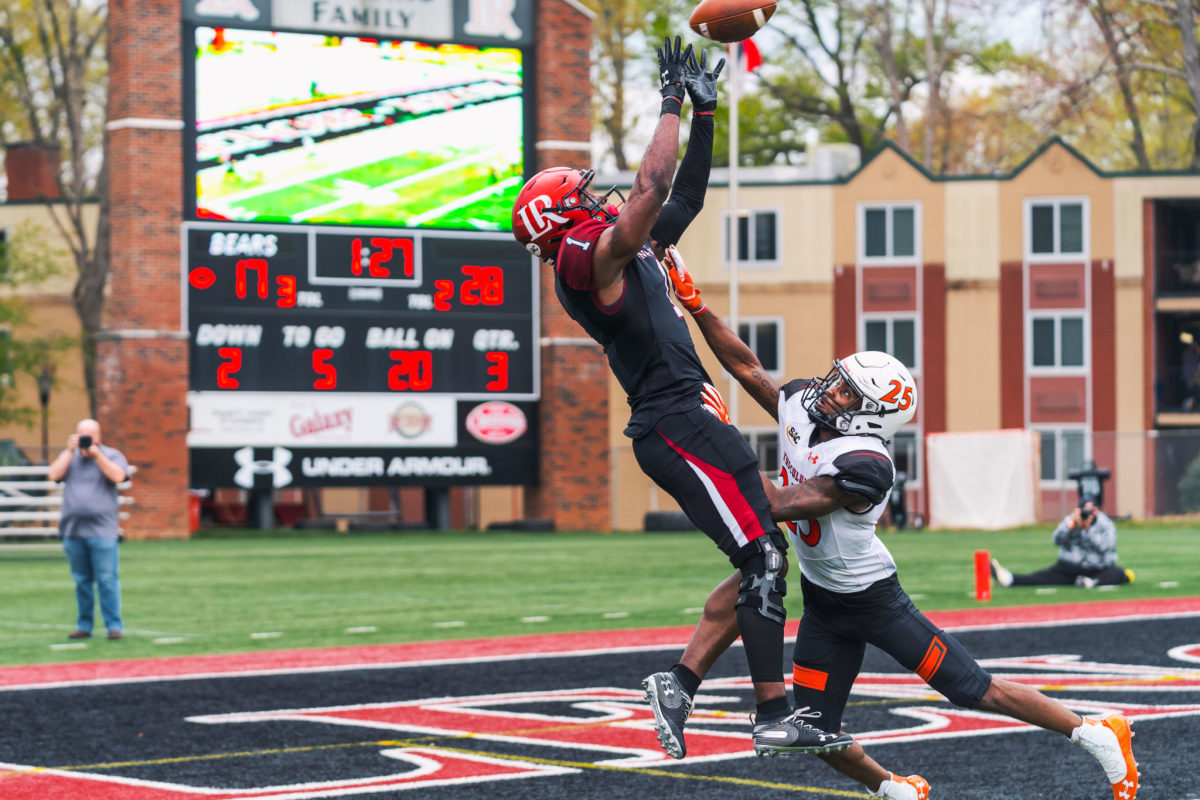 Dareke Young for Lenoir-Rhyne catches the ball.