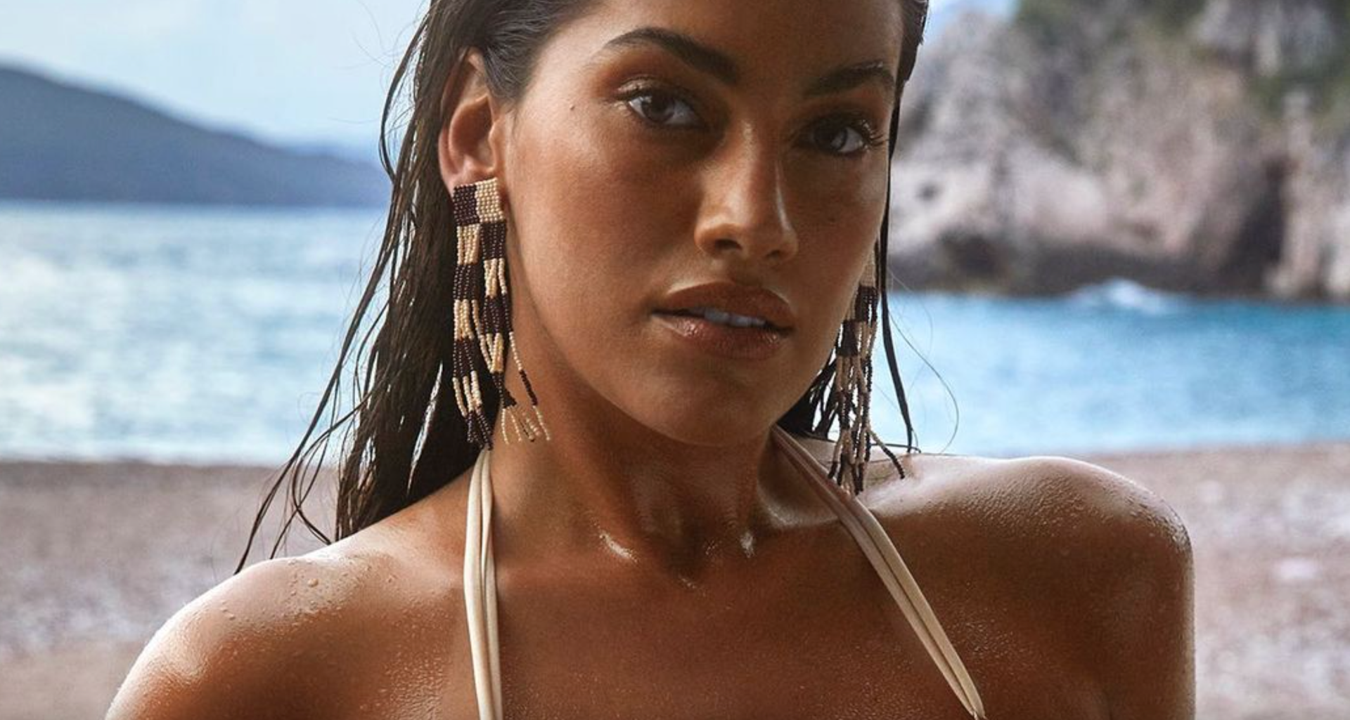 Look: Meet Veteran SI Swimsuit Model Lorena Duran - Vimarsana News