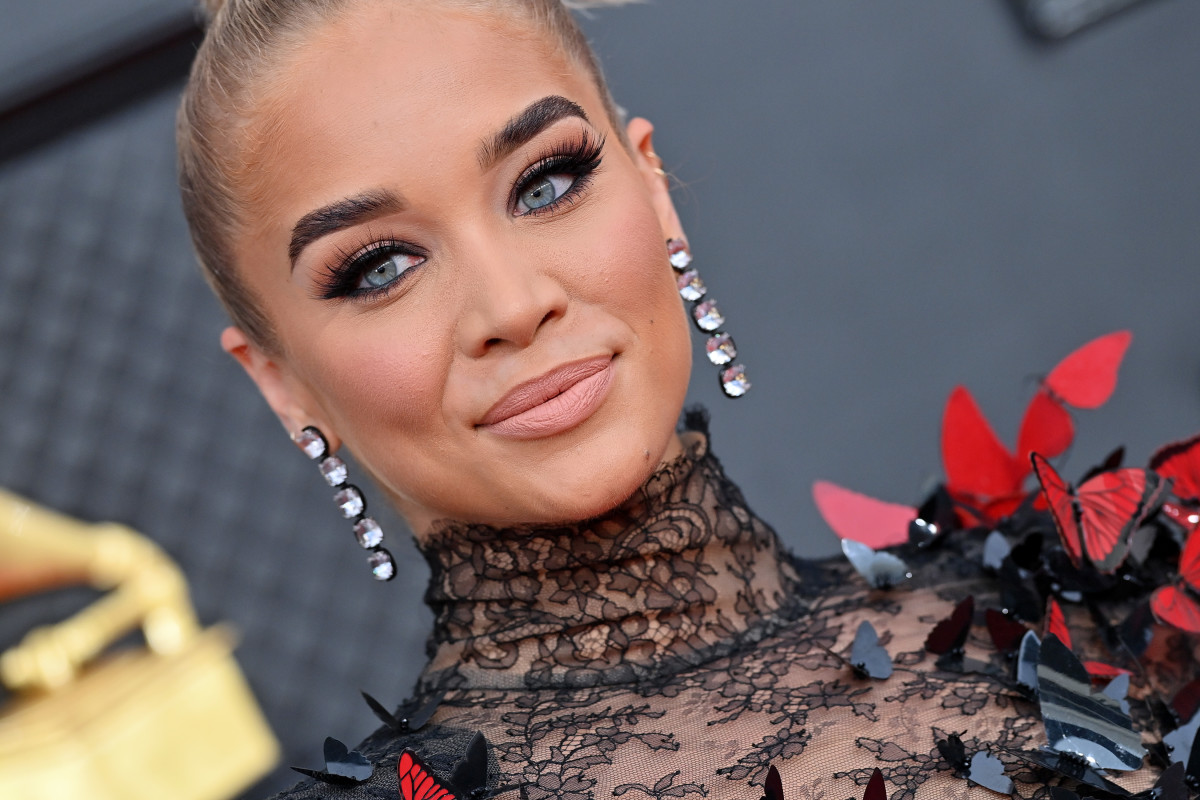 LAS VEGAS, NEVADA - APRIL 03: Jasmine Sanders attends the 64th Annual GRAMMY Awards at MGM Grand Garden Arena on April 03, 2022 in Las Vegas, Nevada. (Photo by Axelle/Bauer-Griffin/FilmMagic)