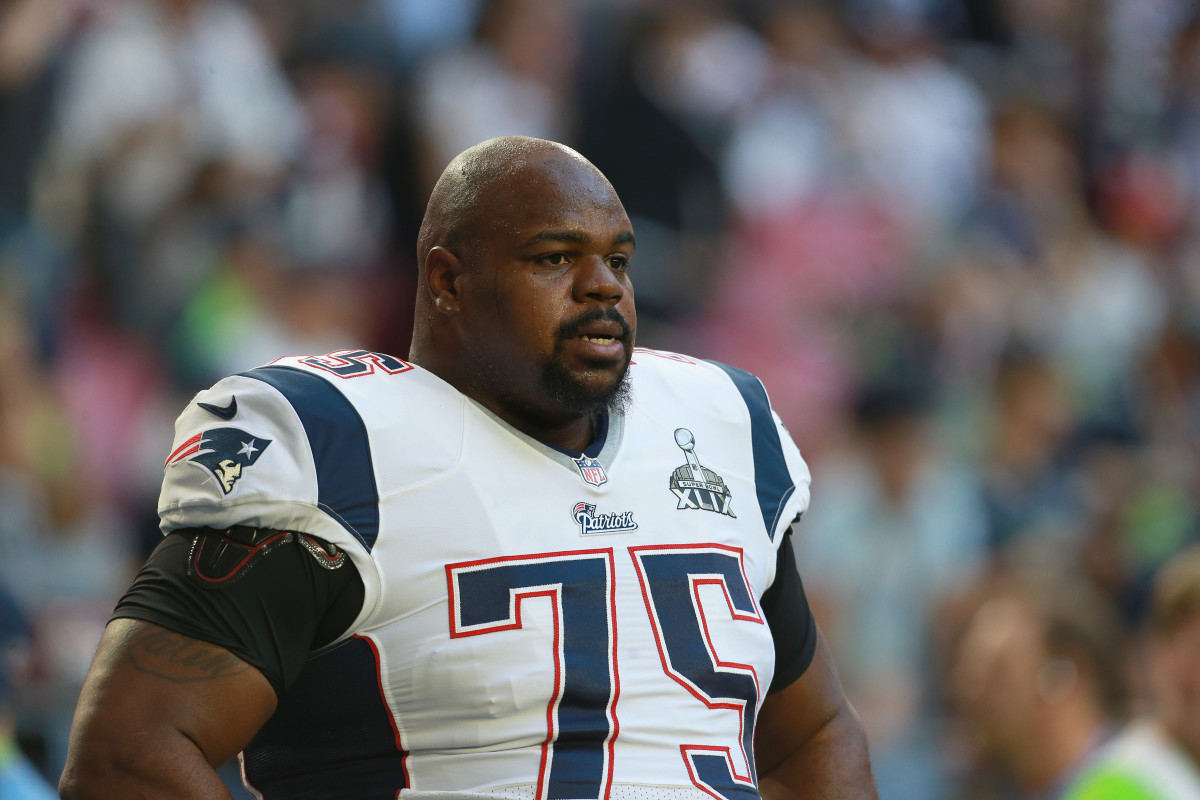 Vince Wilfork on the field before the Patriots play the Seahawks in the Super Bowl.