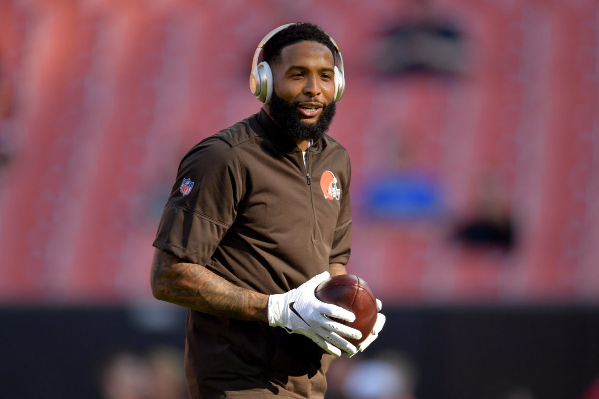 Odell Beckham Jr. warms up for the Cleveland Browns.