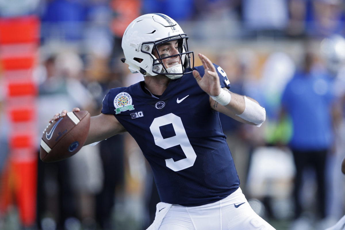 Trace McSorley drops back to pass against Kentucky.