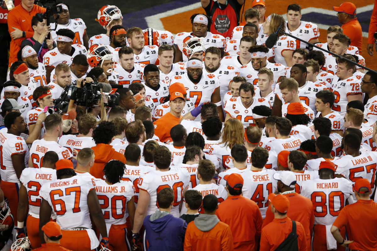 Clemson Tigers huddle before the national championship.