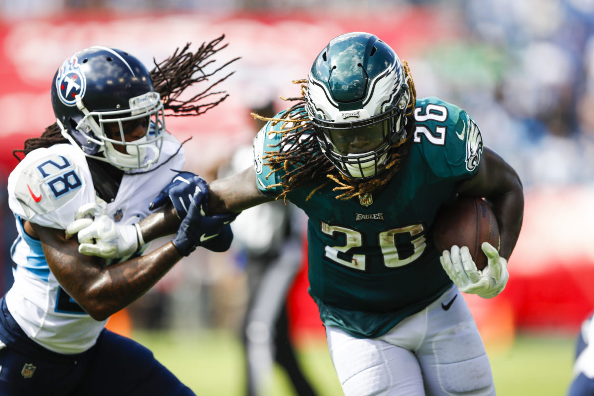 Eagles Release Veteran RB Ahead Of Week 17 - The Spun