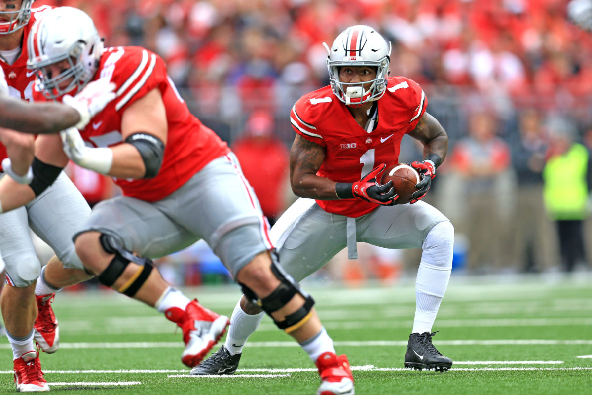 Braxton Miller running with the football for Ohio State.