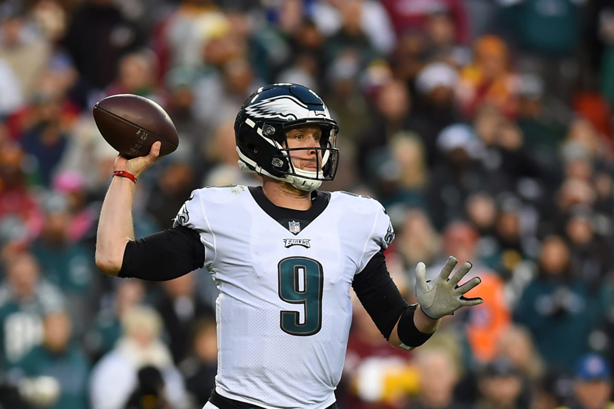 nick foles throws a pass against the washington redskins
