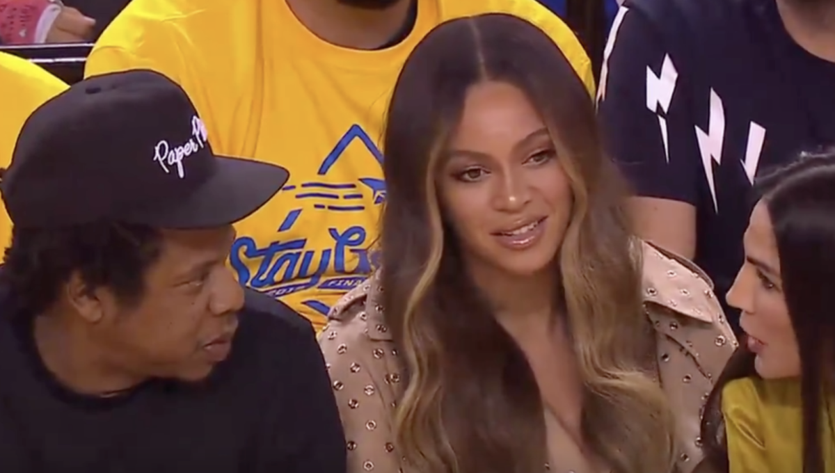 Photos: The Woman Sitting Next To Beyonce Has Been Identified - The Spun