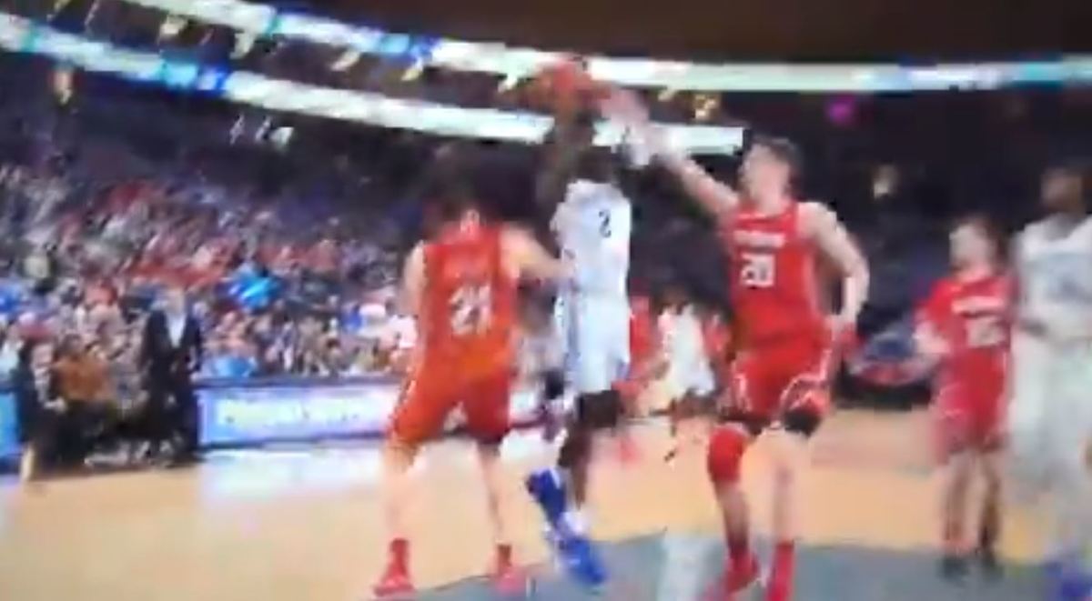 Kentucky's Kahlil Whitney called for an absurd foul against a flopping Utah player.