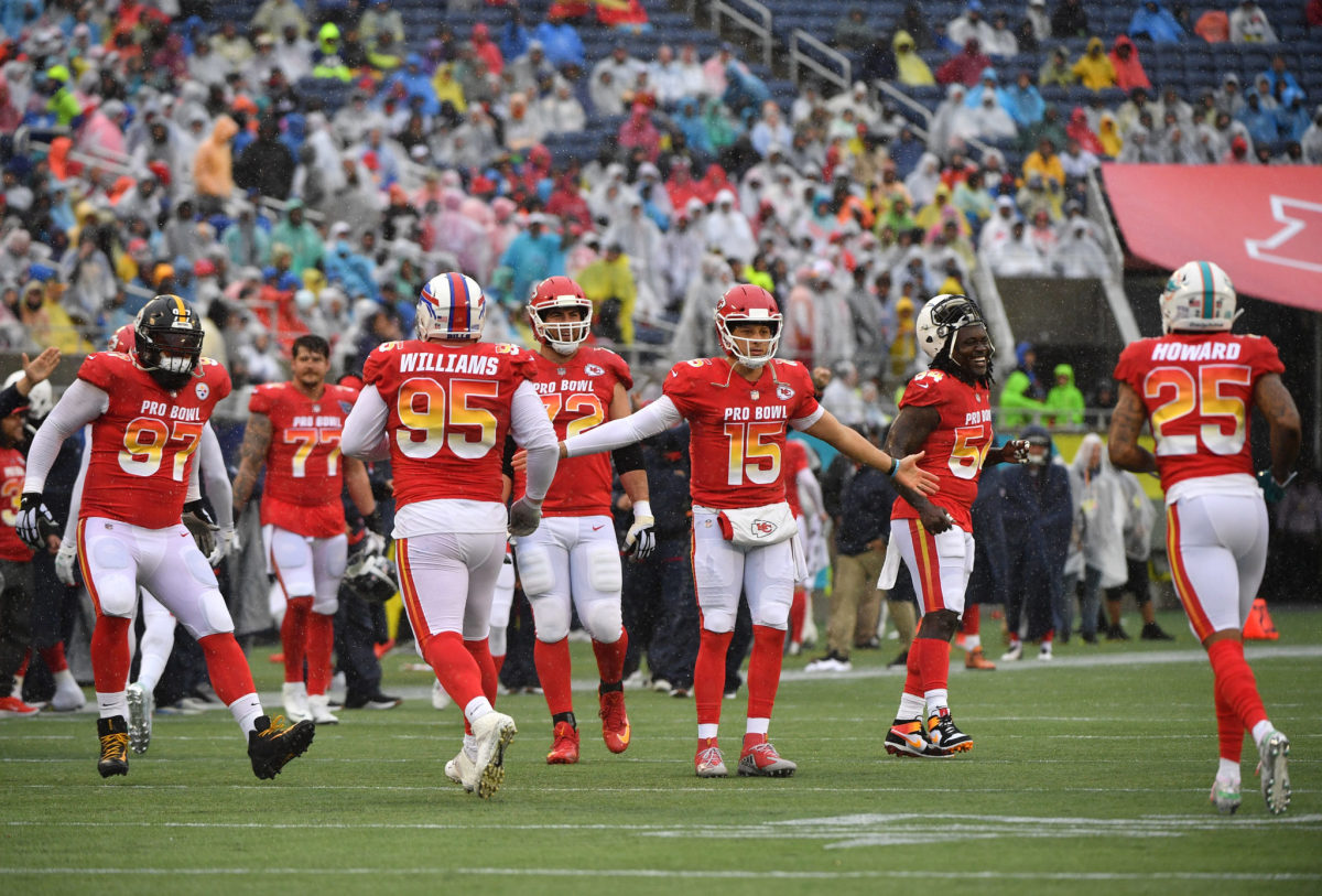 a wide shot of the afc team at the pro bowl