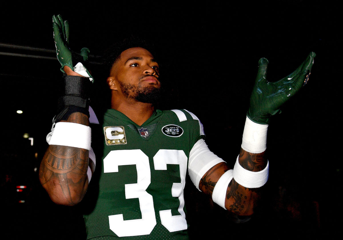 Jamal Adams getting set to take the field for the New York Jets against the Bills.