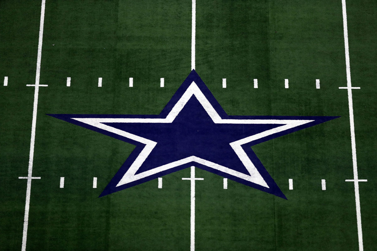 The Dallas Cowboys centerfield logo.