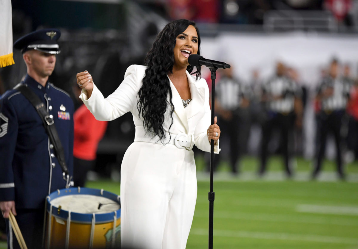 Video: Demi Lovato's Full Super Bowl National Anthem - The Spun