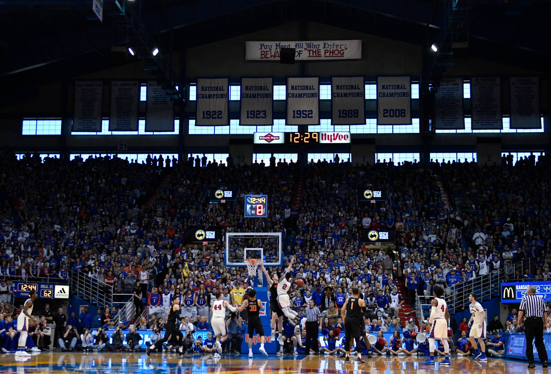 Longtime College Basketball Writer Names Best Atmosphere In Country 