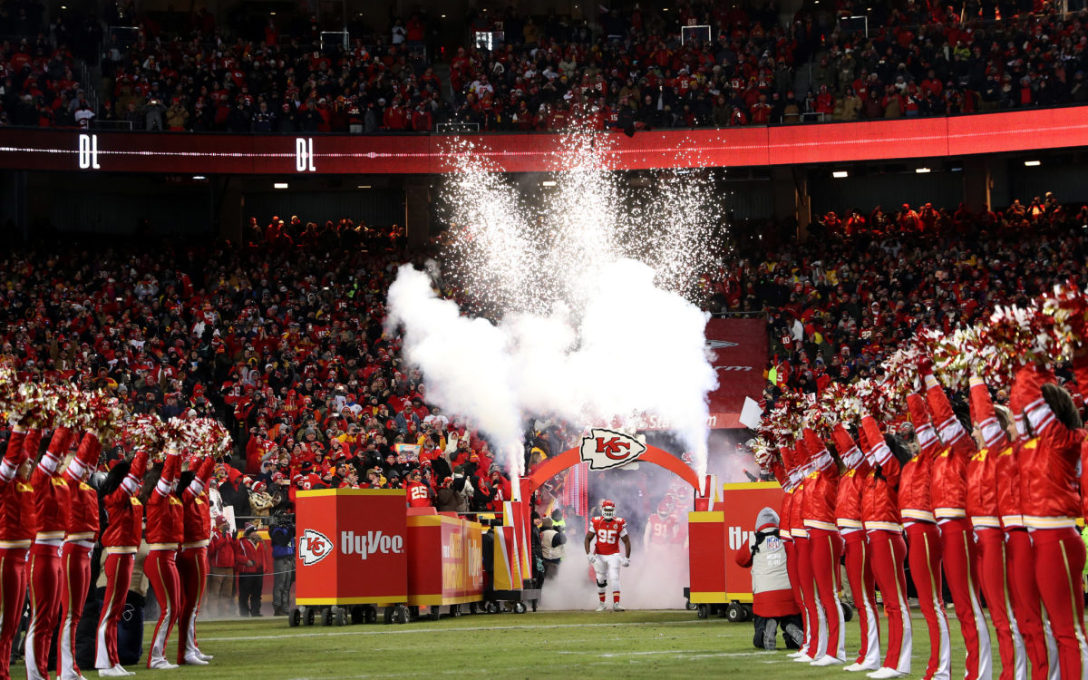 A general view of the Kansas City Chiefs running onto the field.