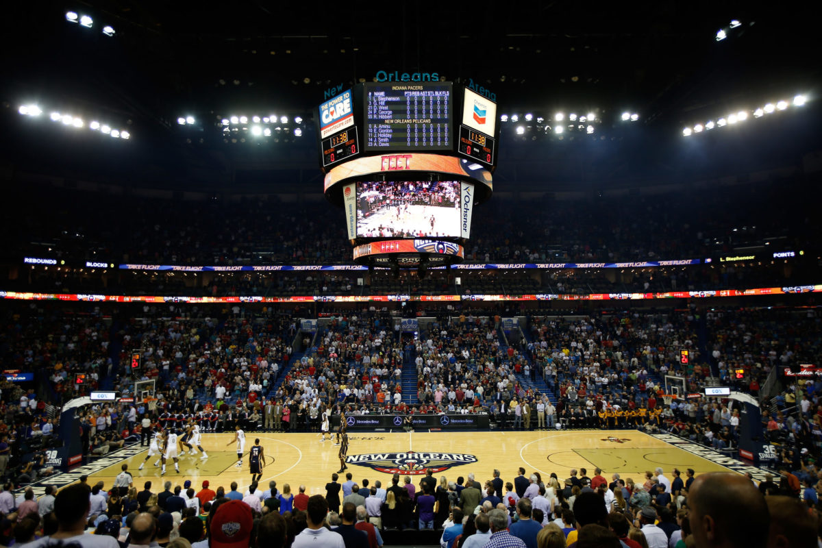 Video: Everyone Kneels For National Anthem Before Jazz vs. Pelicans ...