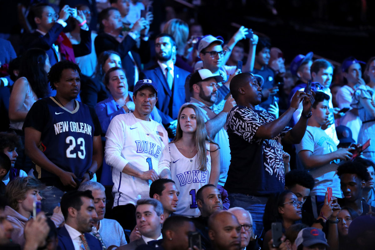 The Crowd For Zion Williamson's First Summer League Game Is Insane ...