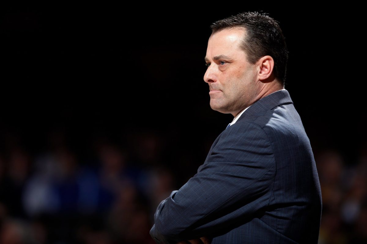 Billy Gillispie on the sideline for the Kentucky Wildcats.
