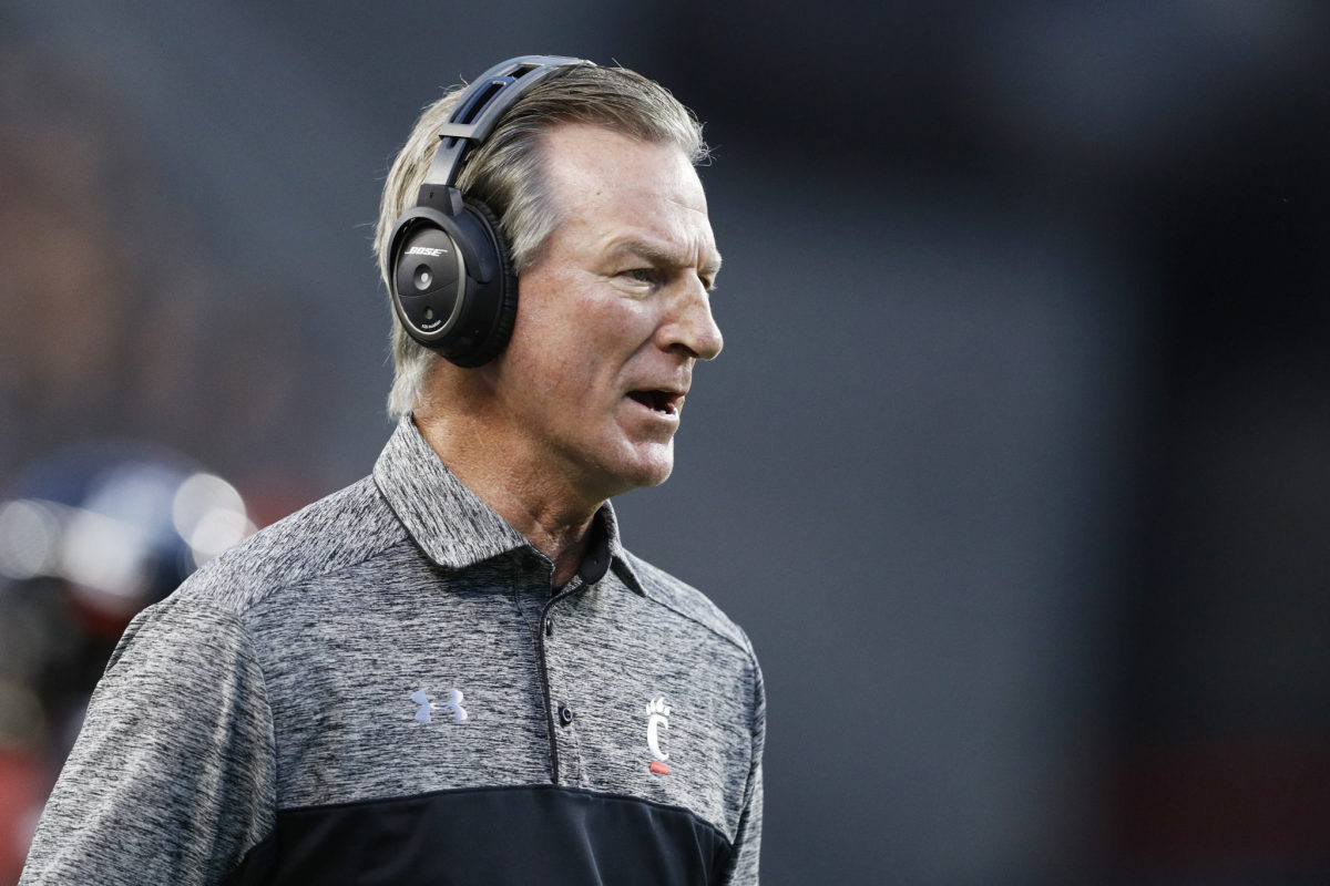 Football World Reacts To Controversial Tommy Tuberville News – The Spun