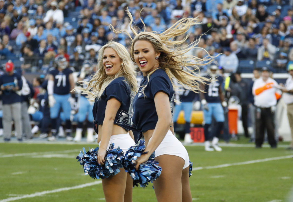 Video: Titans Cheerleader Makes Incredible Catch During Game - The Spun:  What's Trending In The Sports World Today