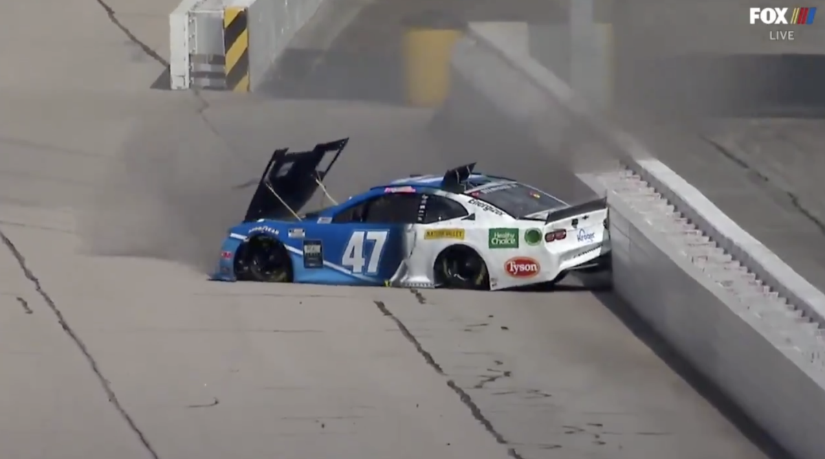 Video: NASCAR Driver Crashes On Lap 1 In First Race Back - The Spun ...