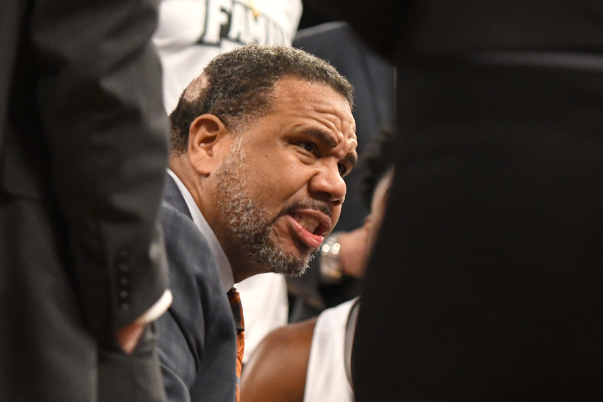 Look: Ed Cooley Has Blunt Response To Georgetown Rumors - The Spun