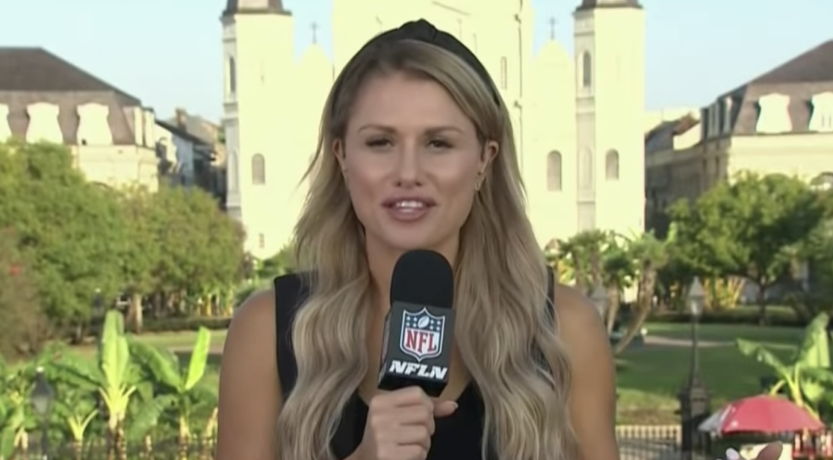 Jane Slater live on NFL Network.