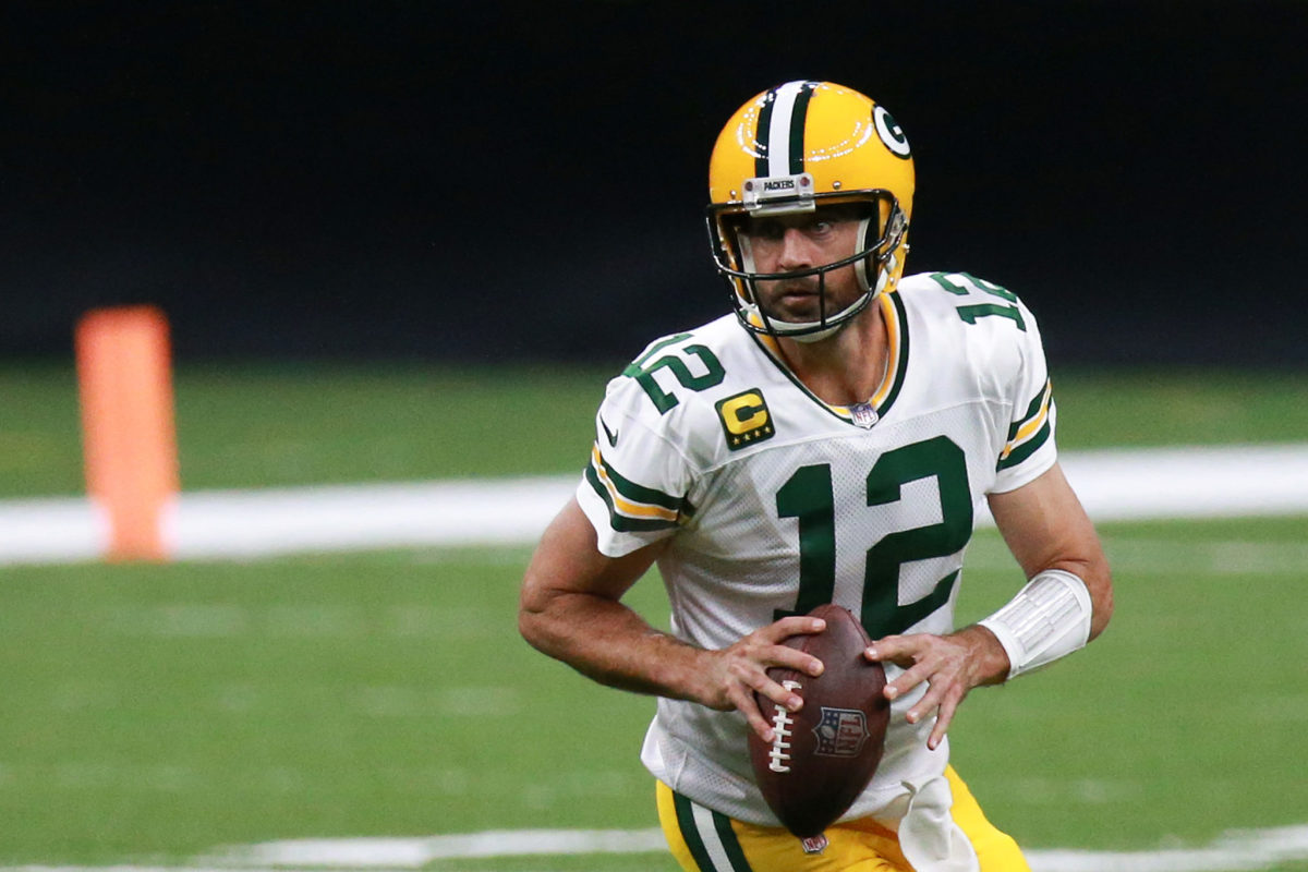 Aaron Rodgers looking to pass.