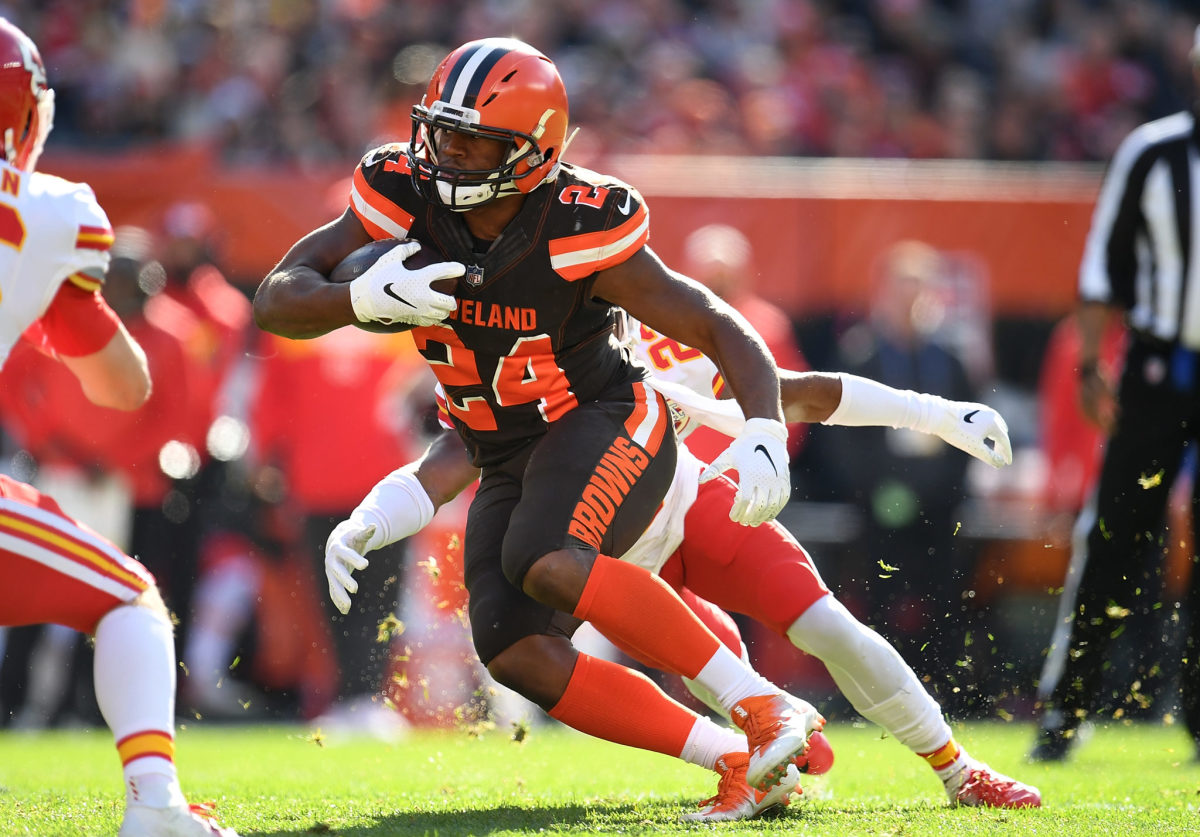 Nick Chubb running the football for the Cleveland Browns.