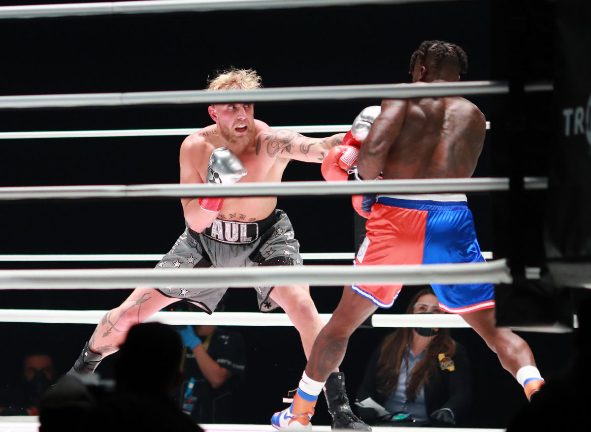 Nate Robinson fights against Jake Paul.