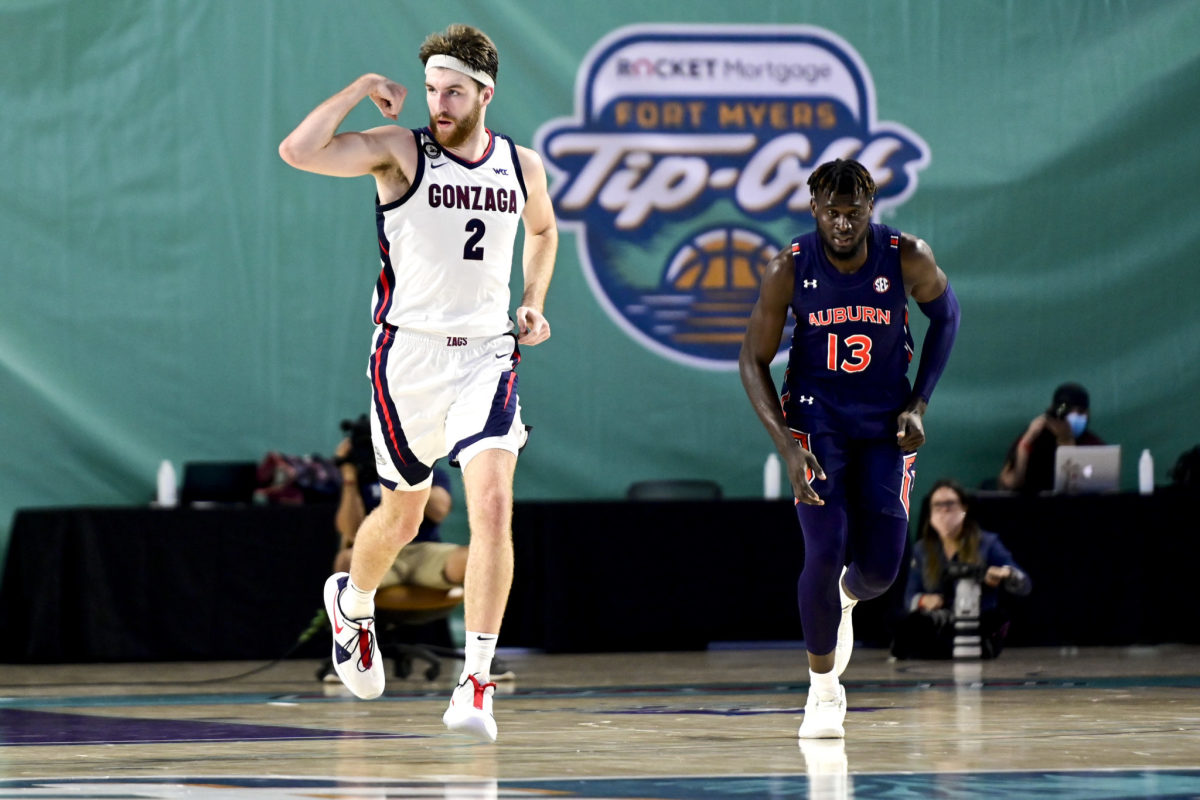 Drew Timme on the court for Gonzaga basketball.
