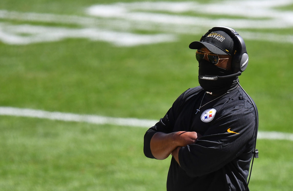 Pittsburgh Steelers head coach Mike Tomlin on the sideline against Denver.