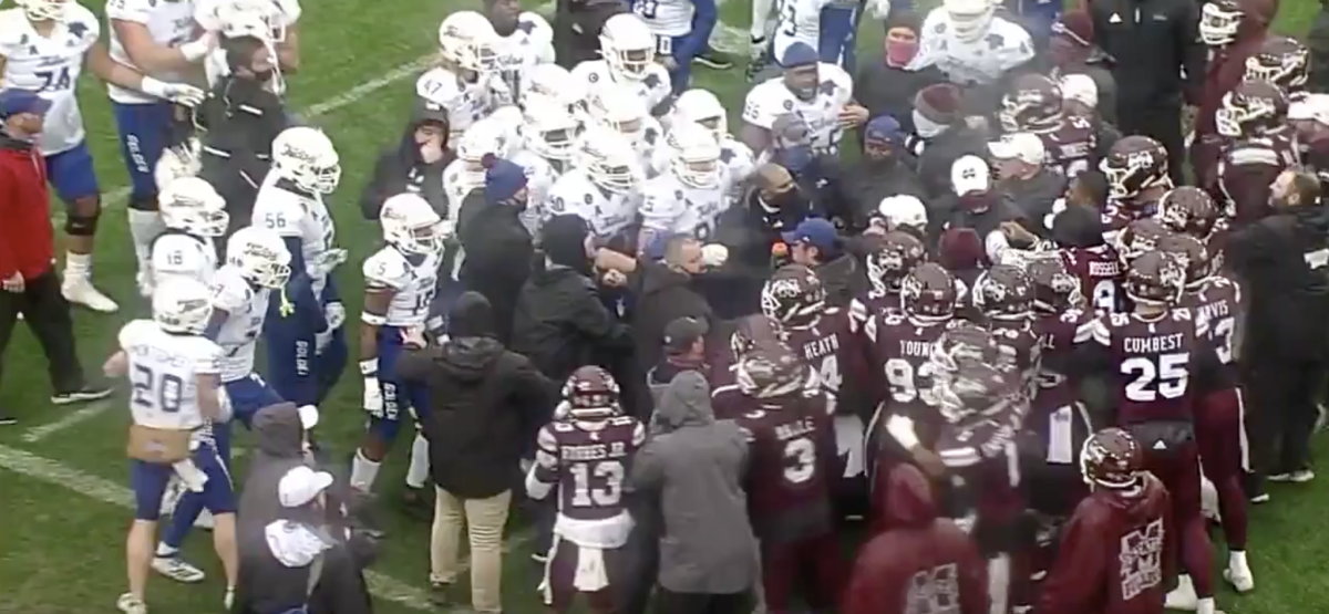 Brawl breaks out between Mississippi State and Tulsa.