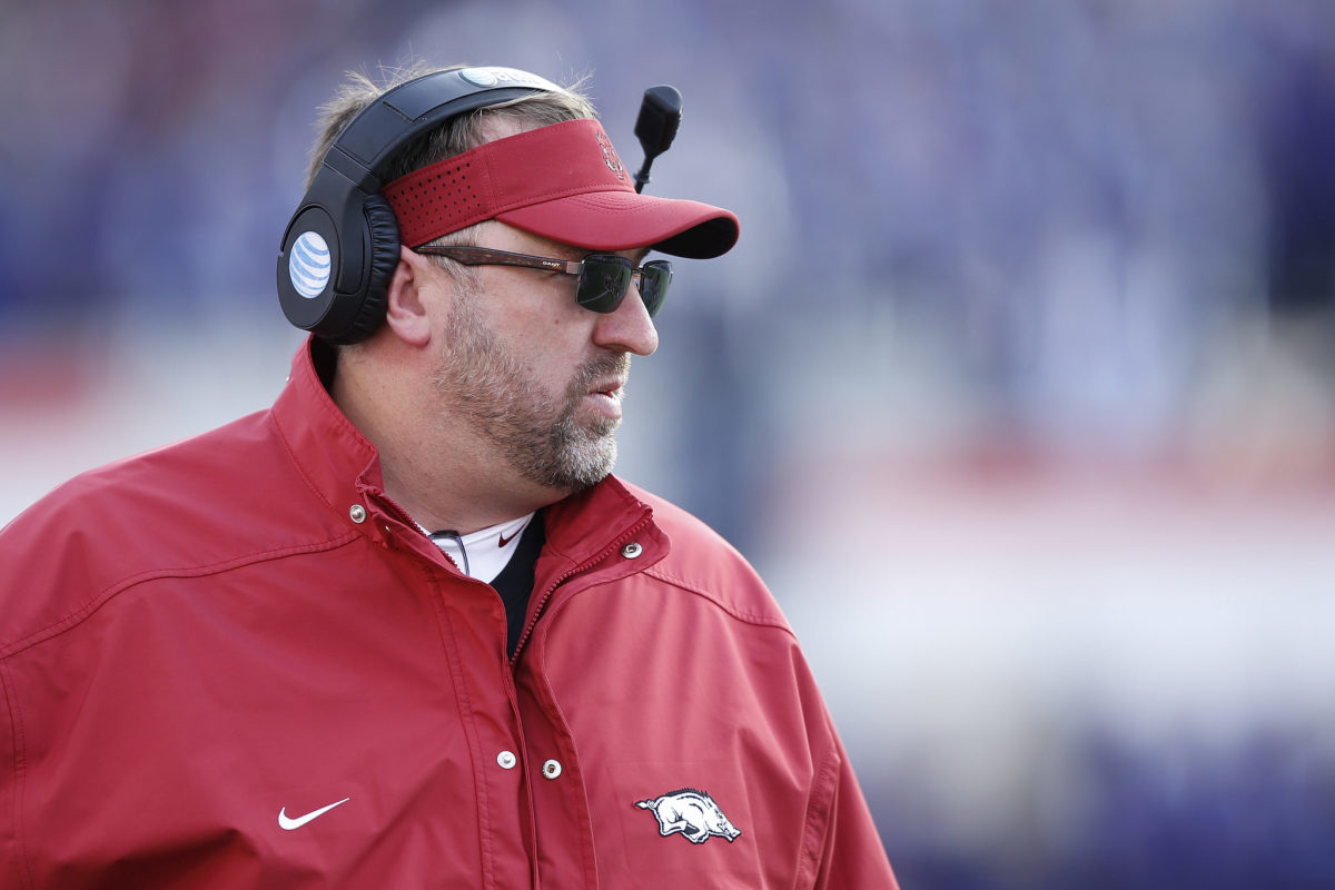 Heres How Much Illinois Is Paying Head Coach Bret Bielema The Spun