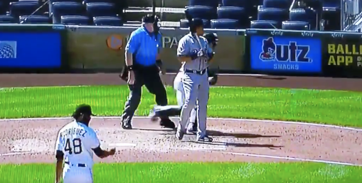 Video The Worst Pitch Of The MLB Season Was Thrown On Sunday The