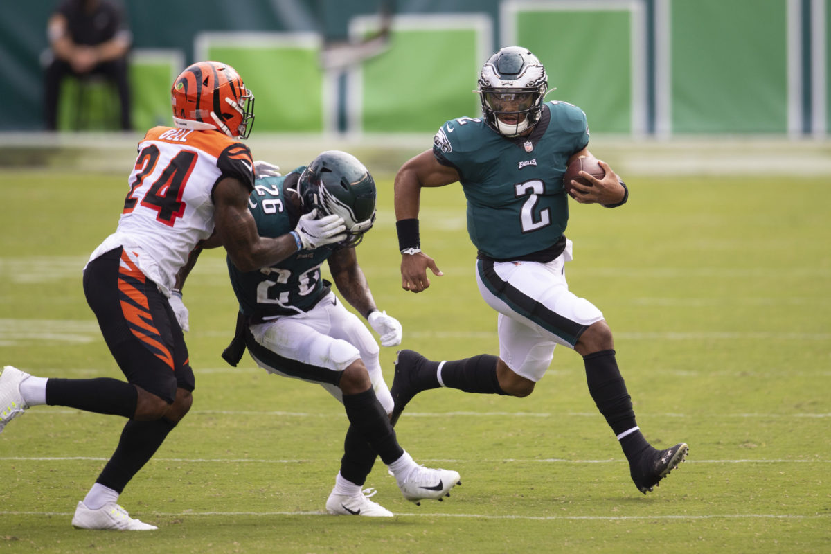 Regal Eagles: Hurts key as Philly improves to 6-0