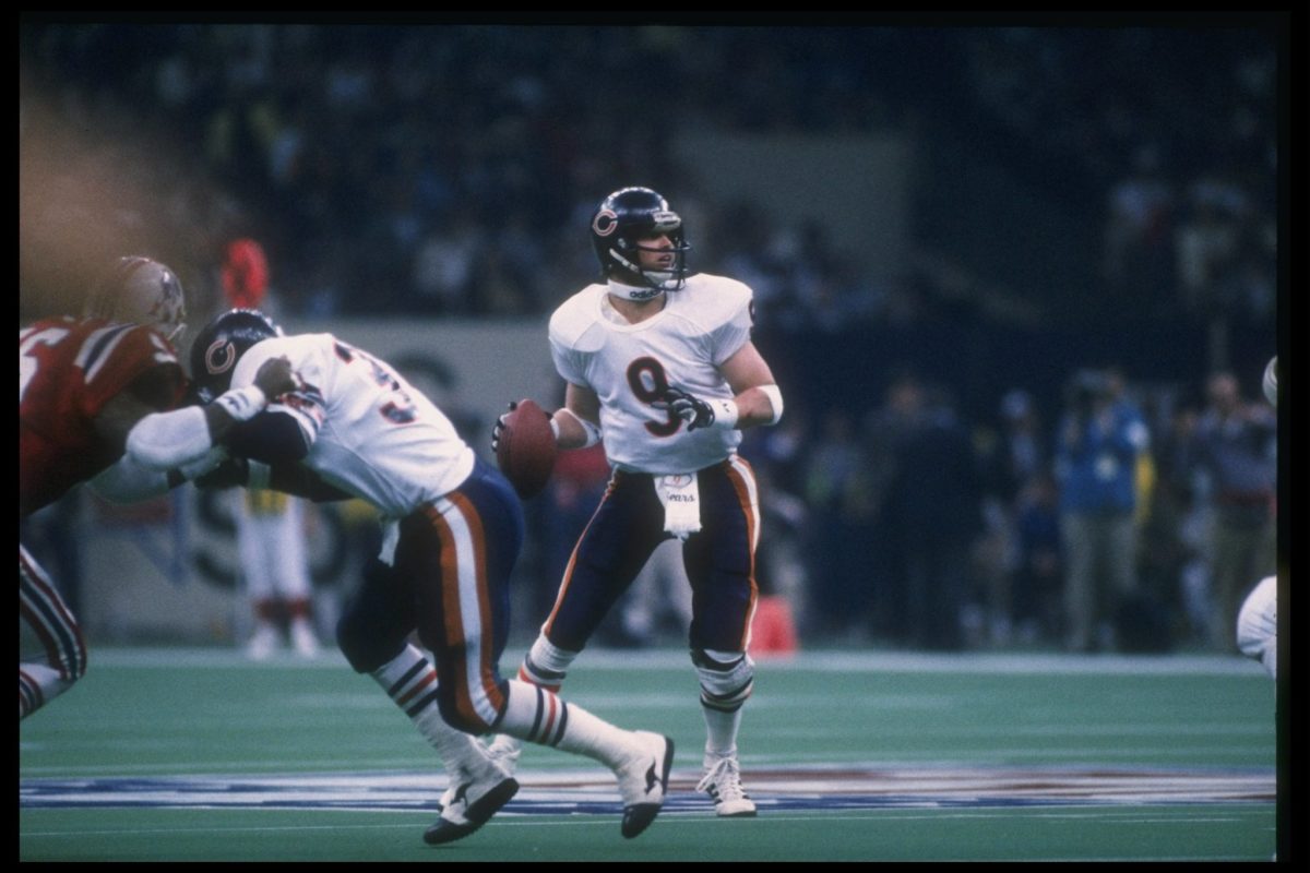 Jim McMahon playing for the Chicago Bears.