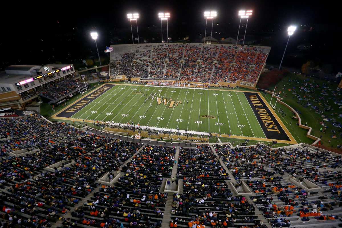 College Football Fans Are Furious With ABC s Split Screen Decision