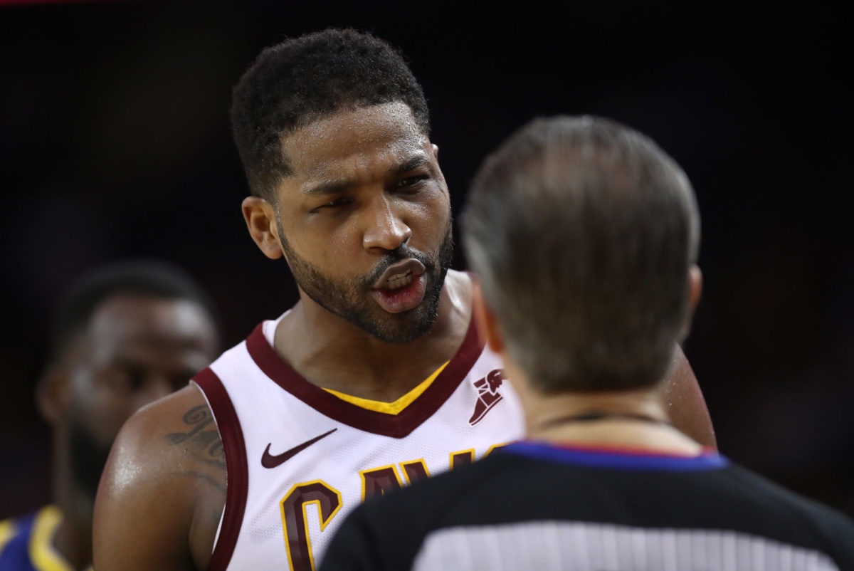 Tristan Thompson speaking to a referee.