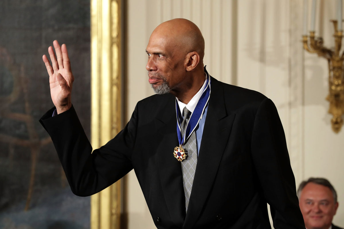 Kareem Abdul Jabbar receiving the presidential medal.