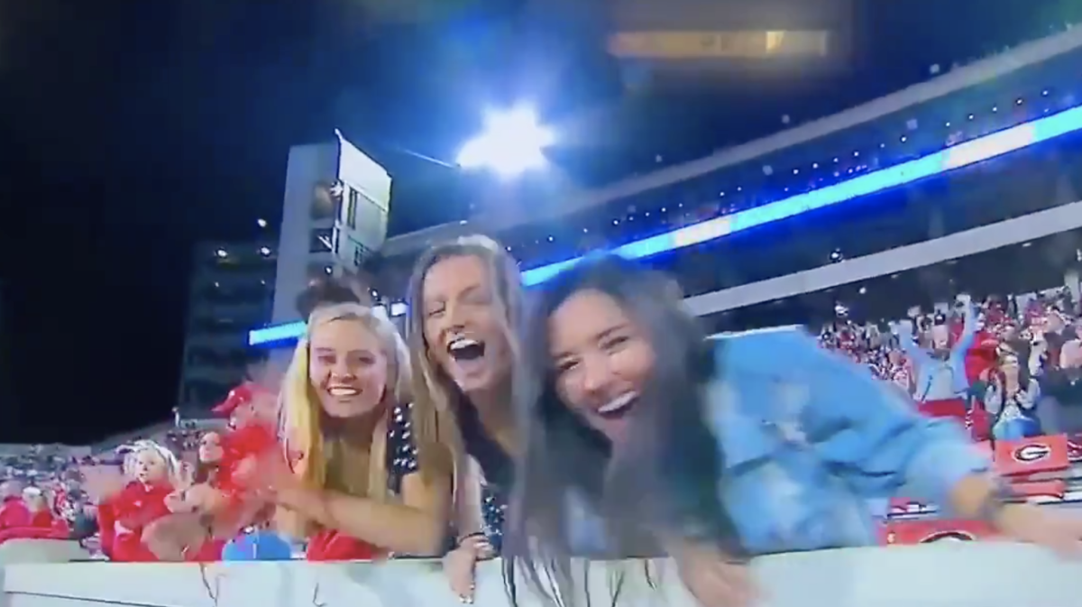 Photos The Crowd At Tonight's Game Is Going Viral The Spun