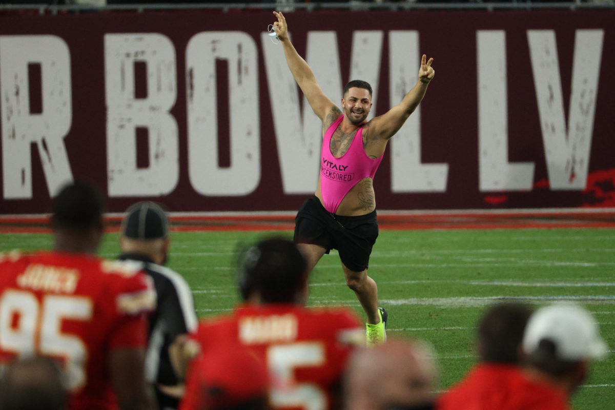 The Super Bowl LV Streaker Stole the Show, But Who is He? - FanBuzz