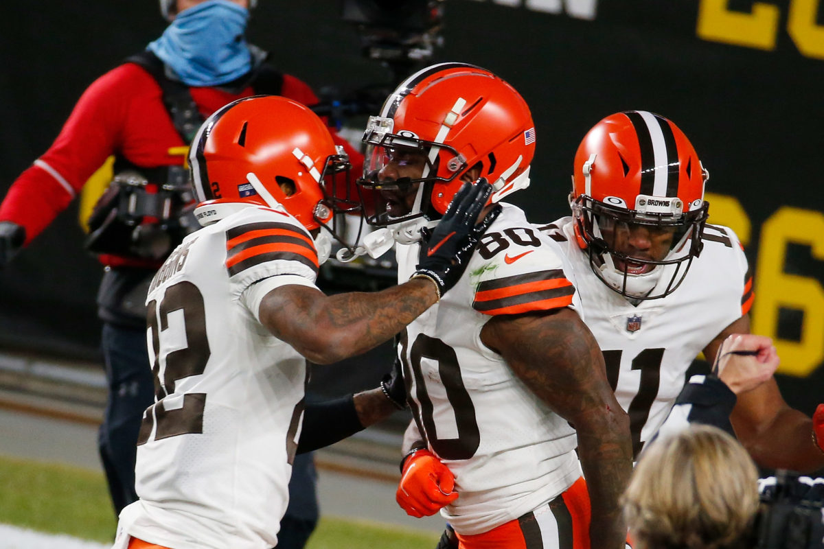 Browns WR Jarvis Landry posts about future in Cleveland on social