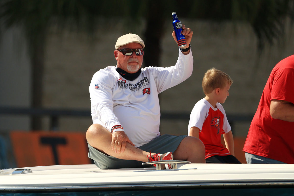 Bucs head coach Bruce Arians pokes Chiefs at Bucs' Super Bowl parade -  Arrowhead Pride