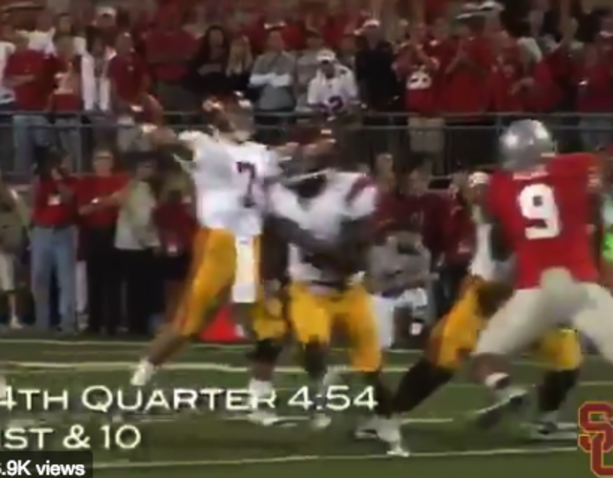 Old highlights from previous USC-Ohio State games.