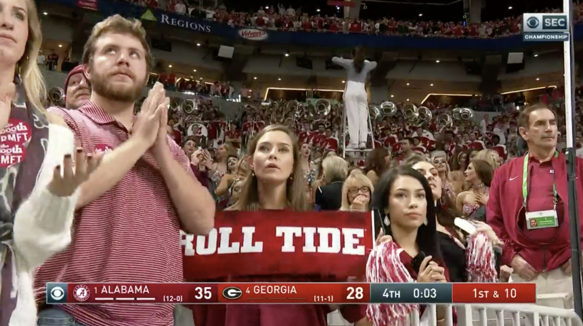 Photos: These Fans Are Going Viral At The End Of Alabama-Georgia - The ...