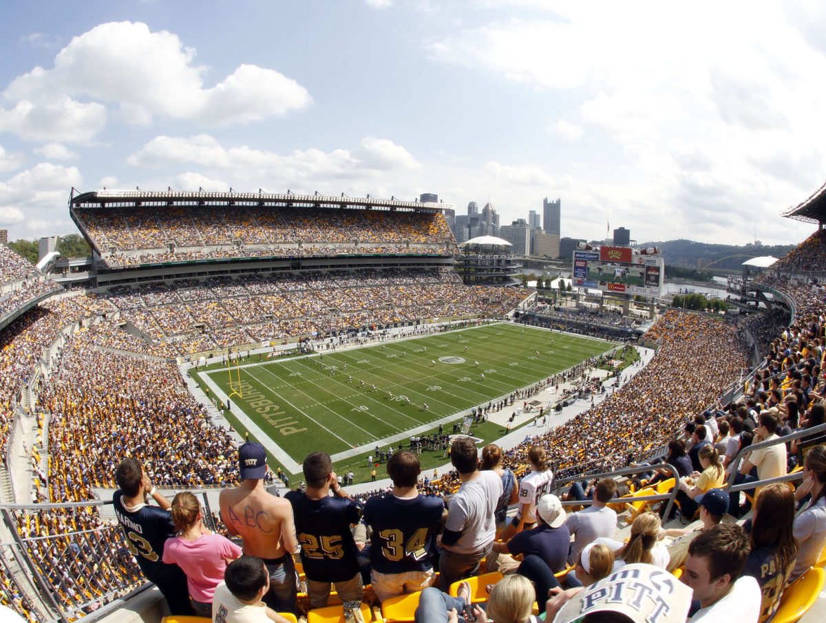 A wide-angle view of Heinz Field during a Pitt game.