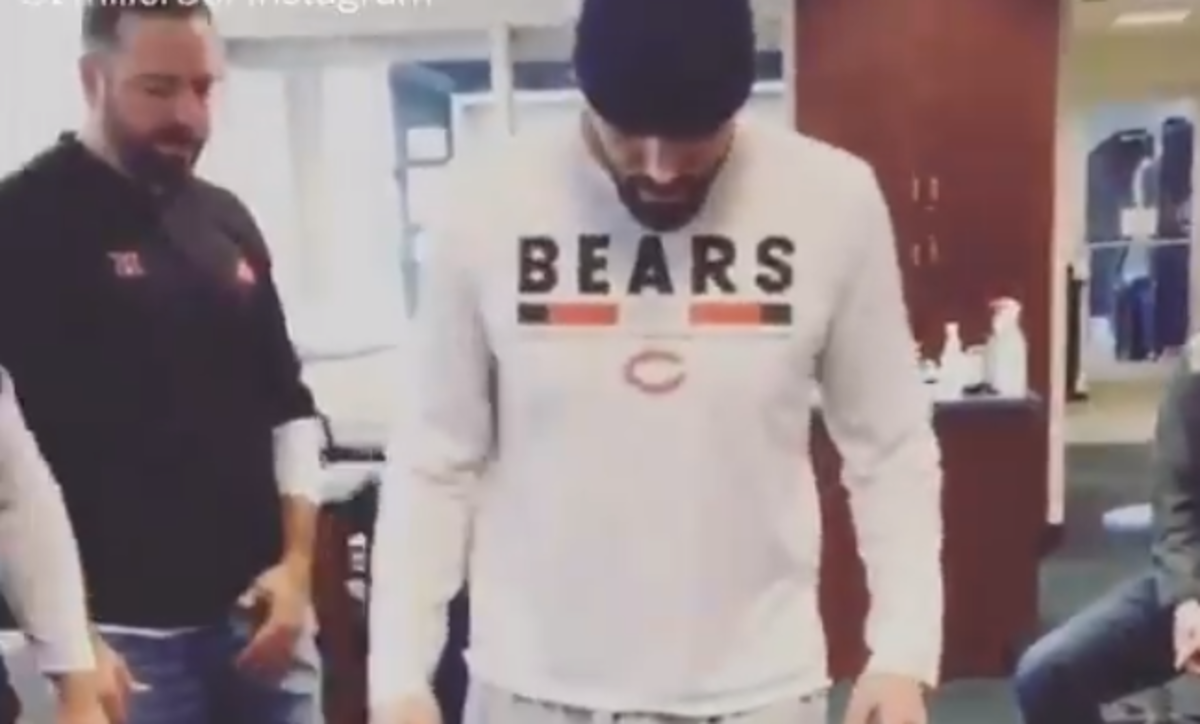 Bears' Zach Miller walks after scary leg injury.