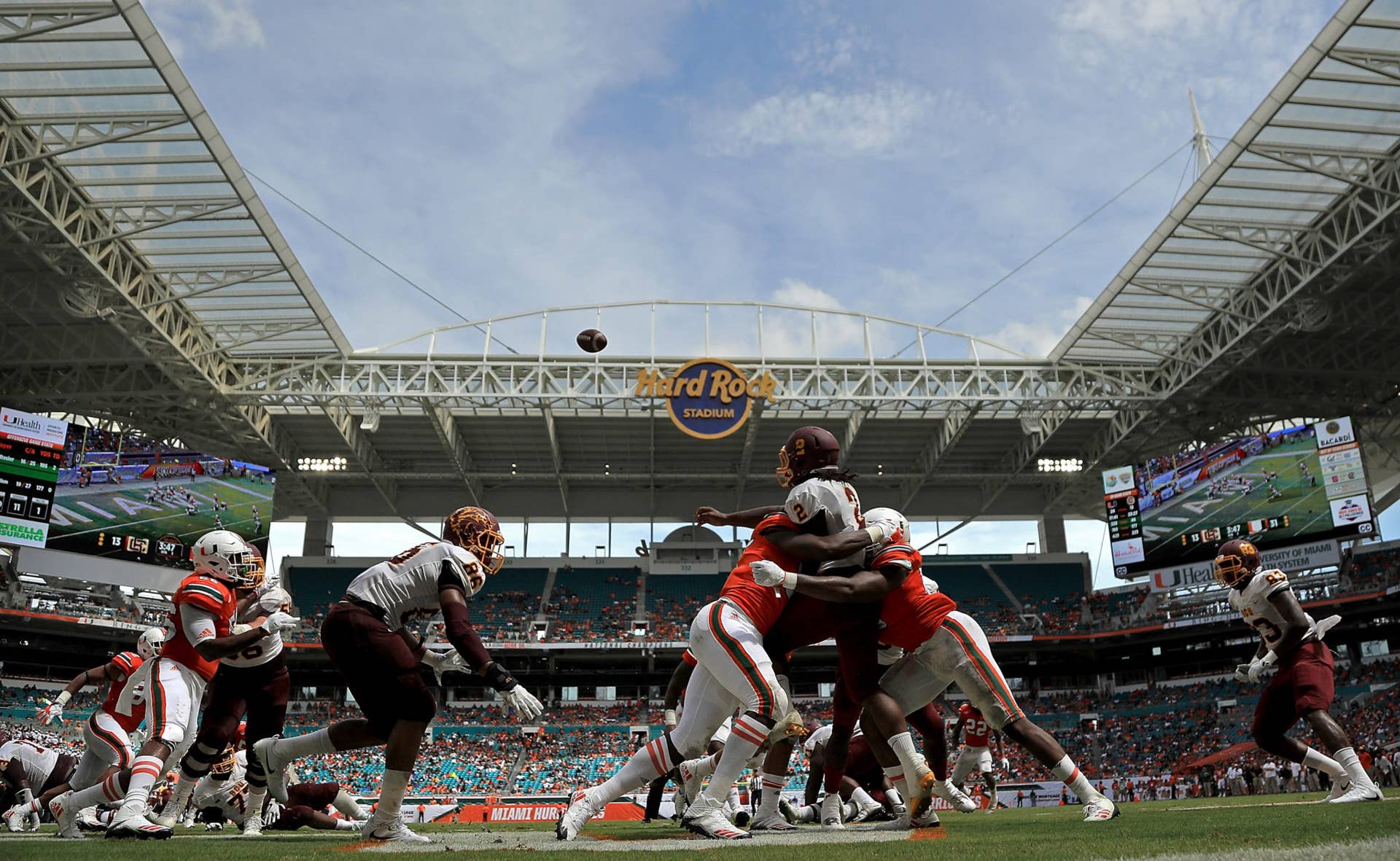 Look: Miami Football Strength Coach Is Going Viral - The Spun: What's  Trending In The Sports World Today