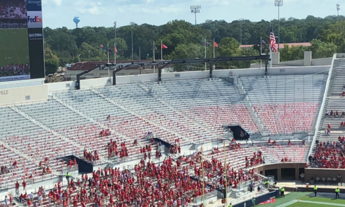 OleMiss crowd against Kent State.