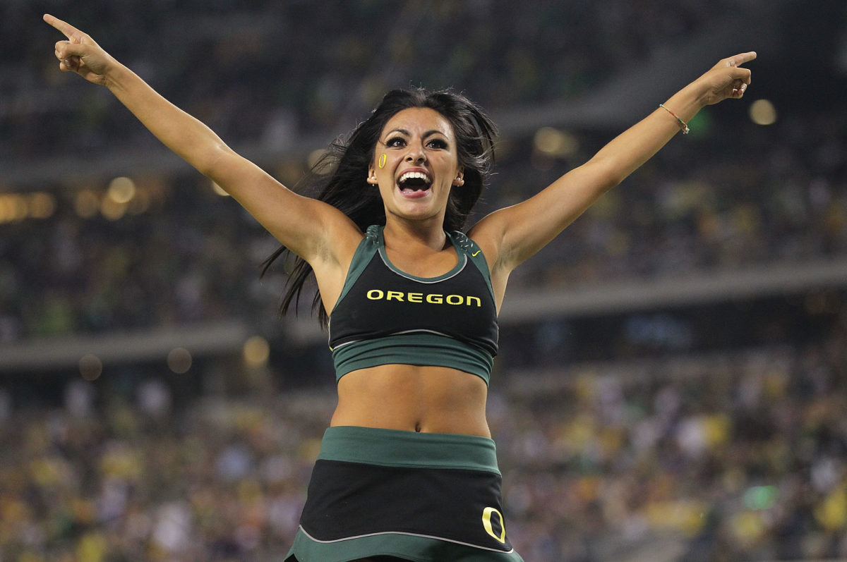 An Oregon cheerleader is ready for her team's game against LSU.